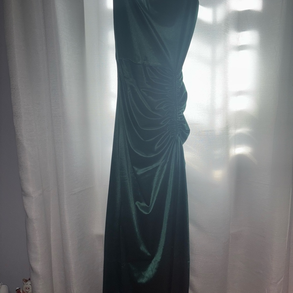 Elegant Green Satin Prom Dress